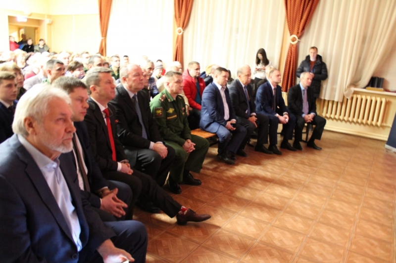 «За прошедший период в Молодёжном сделано много» - Олег Рожнов