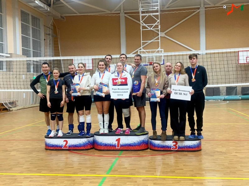  В ФОК «Молодёжный» прошли соревнования по волейболу.