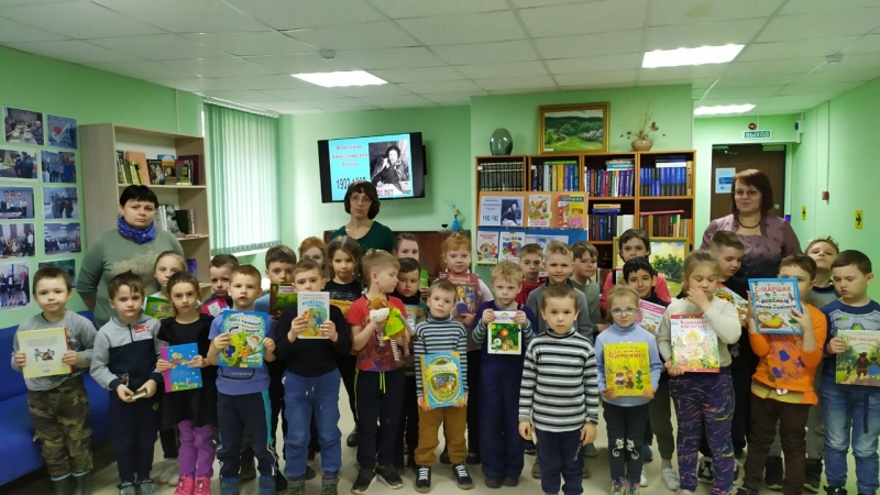 В гостях у книжки. К 120-летию Валентины Осеевой.