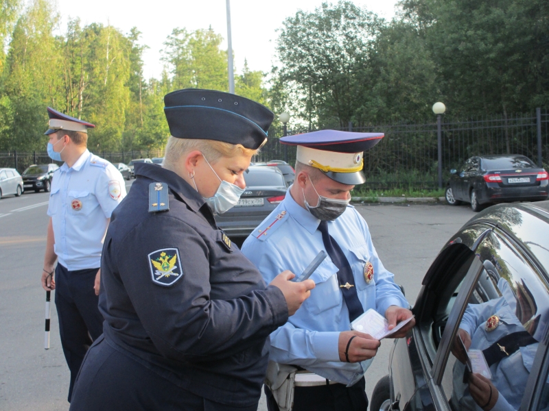 Сотрудники Госавтоинспекции провели рейд совместно с судебными приставами