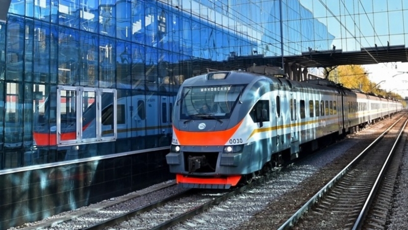 Поезда МЖД курсируют в графике, несмотря на ледяной дождь