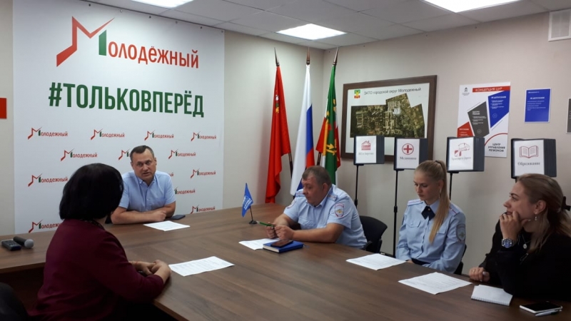 Плановое заседание Комиссии по делам несовершеннолетних и защите их прав. 