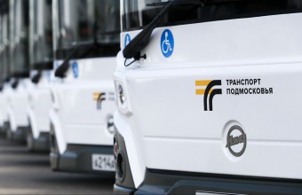 Пассажирам общественного транспорта Московской области дарят георгиевские ленточки