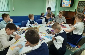 13 апреля в библиотеке городского округа Молодежный учащиеся 2 класса совершили 