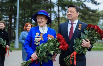 В День Победы Андрей Воробьев призвал хранить память о защитниках Родины.
