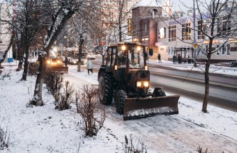 Более 900 единиц техники вышло на линию в Подмосковье для борьбы с непогодой