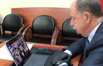 Александр Баранов принял участие в заседании оперативного штаба по борьбе с распространением коронавирусной инфекции 