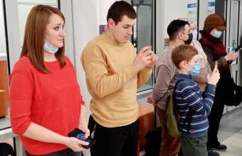  Ольга Осипова прокомментировала работы выставки студии «Жар-птица»