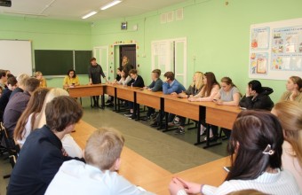 Школьникам Молодёжного рассказали о безопасном интернете