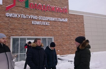  Депутат Кузьменко оценил сроки открытия ФОКа в Молодёжном