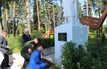  В Молодёжном почтили память погибших защитников Отечества