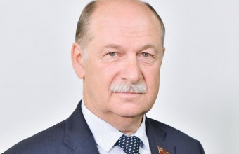 Депутат Мособлдумы Александр Баранов поздравил жителей Молодёжного с Днем семьи, любви и верности