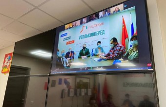 Александр Баранов поблагодарил депутатов Молодежного за активную работу 