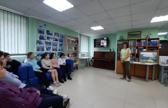 «Игнорируй наркотики! Инвестируй в мечту!»