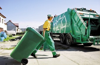 Все юридические лица в Молодёжном заключили договоры на вывоз мусора