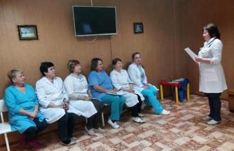 Светлана Соболева провела для сотрудников поликлиники лекцию на тему «Коронавирус