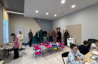 Заместитель Председателя Мособлдумы, член фракции «Единая Россия» Олег Рожнов посетил Дом культуры «Молодёжный» в рамках партийного проекта «Культура малой Родины»
